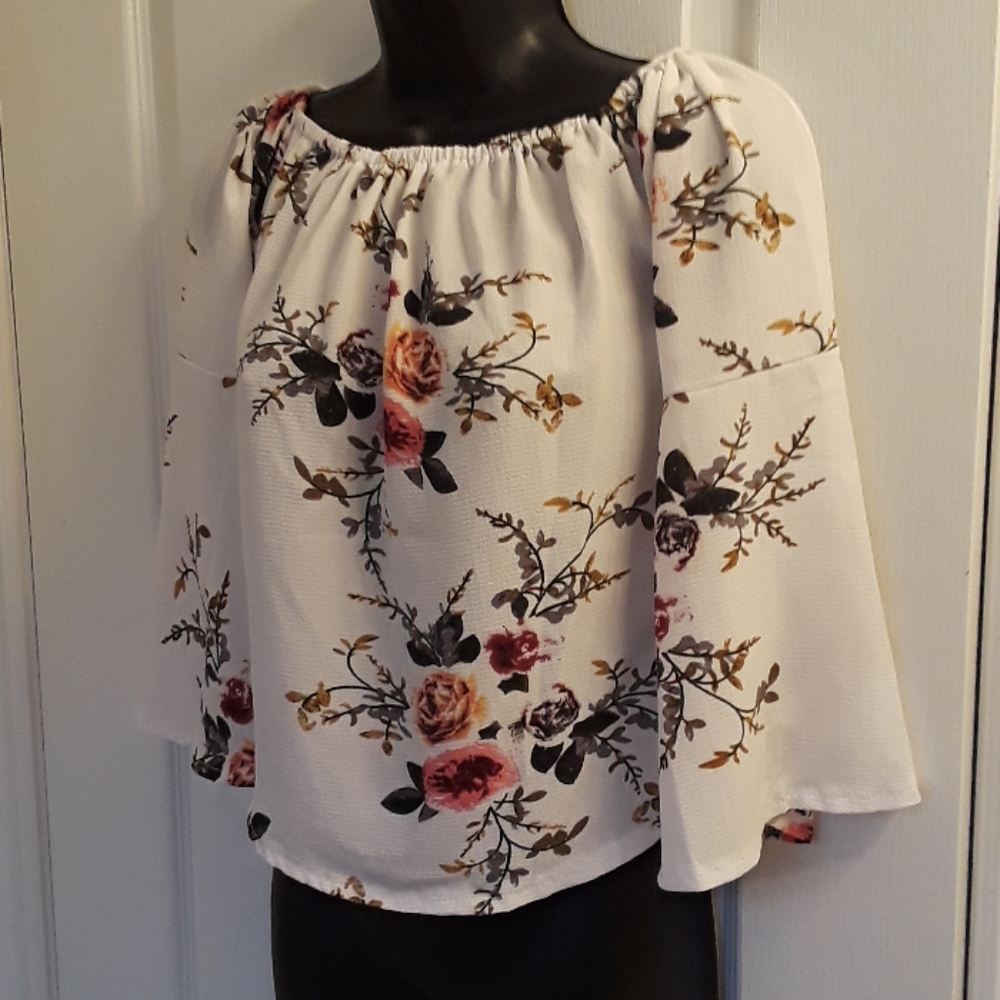💕Y2K CUTE💕New Gypsy Style Floral Blouse - Picture 2 of 5